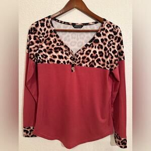 SHEIN Color Block Leopard Animal Print Long-Sleeve Top Small‎ EUC